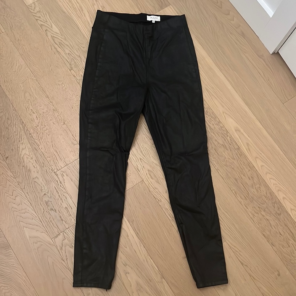 Black Coated Rn 108879 Skinny Jeans - Size Large